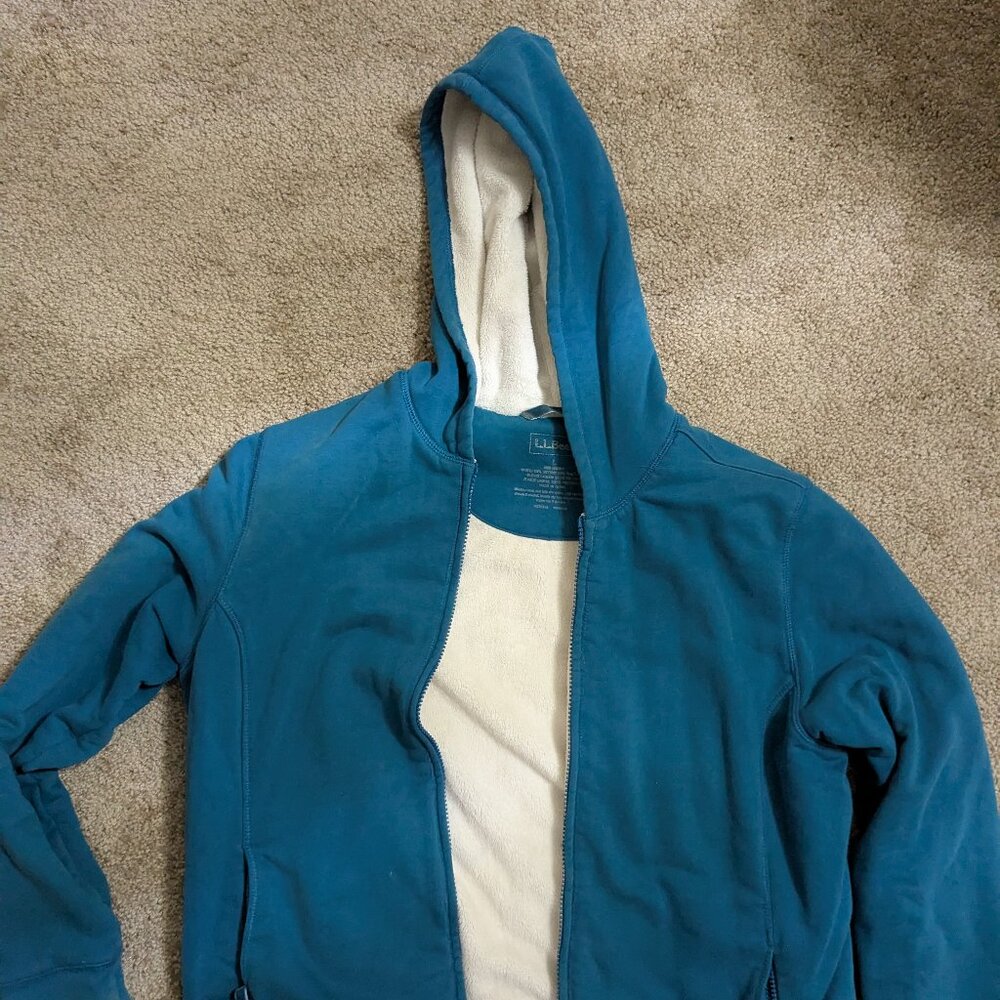 L.L. Fleeced Lined Zip-up
